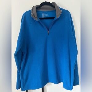 Men sweater size XL Gap